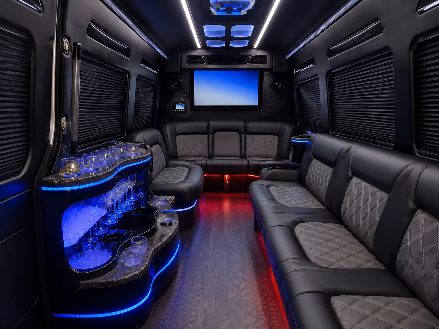 santa clarita airport transportation onboard seating