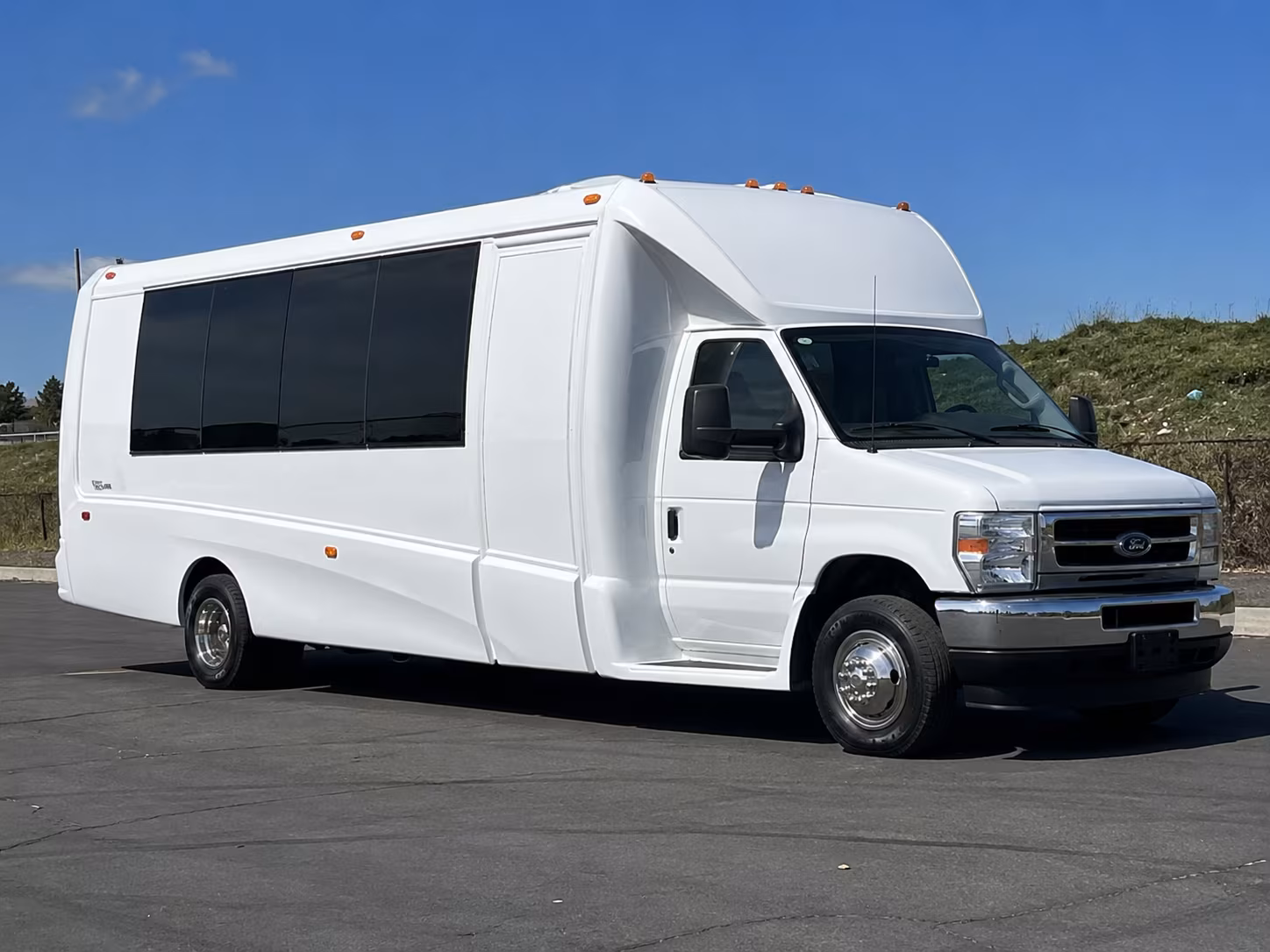 santa clarita proms across scv party bus rental